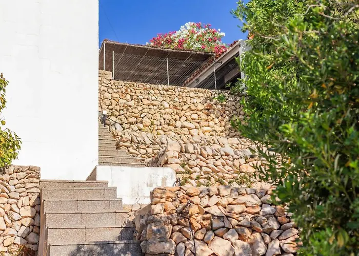 Villa Nueva II